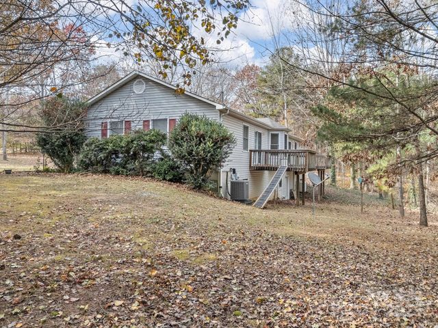 383 Woody Circle, Tryon, NC 28782