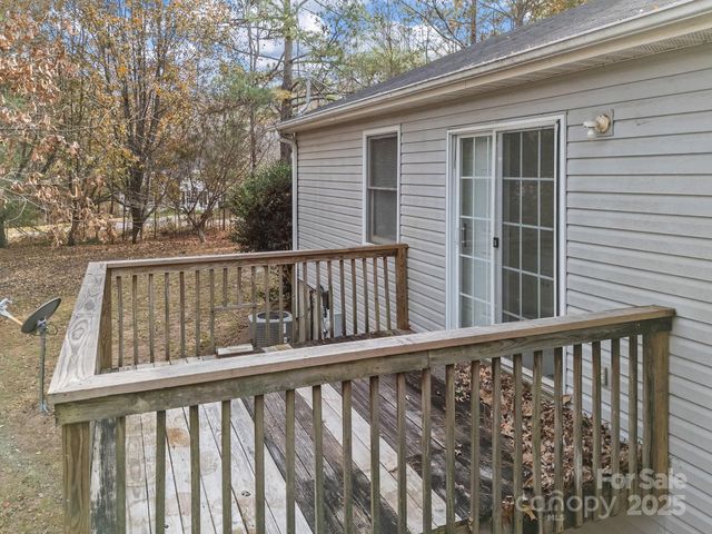 383 Woody Circle, Tryon, NC 28782