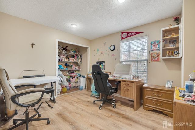 55 Guisborough Way, Edison, NJ 08820