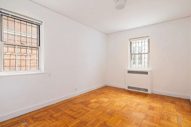 25 Minetta Ln Apt 1F, New York City, NY 10012