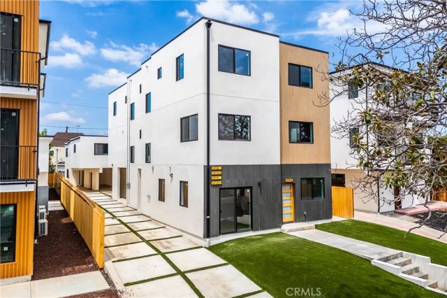 1015 Citrus Avenue 1, Los Angeles, CA 90019