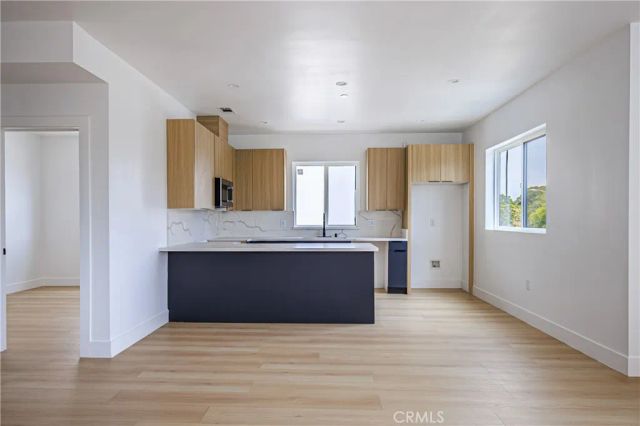 1015 Citrus Avenue 1, Los Angeles, CA 90019