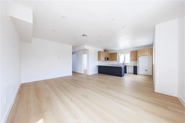 1015 Citrus Avenue 1, Los Angeles, CA 90019