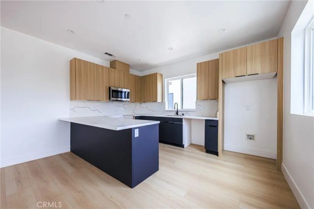 1015 Citrus Avenue 1, Los Angeles, CA 90019