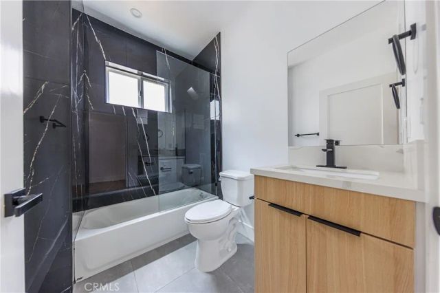 1015 Citrus Avenue 1, Los Angeles, CA 90019