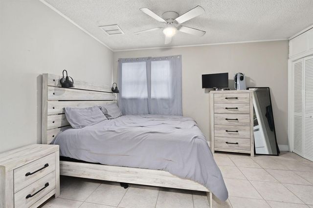 2268 NE 16th Court, Jensen Beach, FL 34957