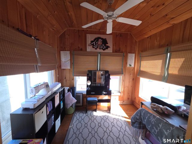 44 Maple Avenue, Windsor, CT 06095