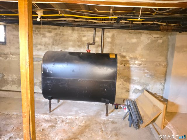 44 Maple Avenue, Windsor, CT 06095