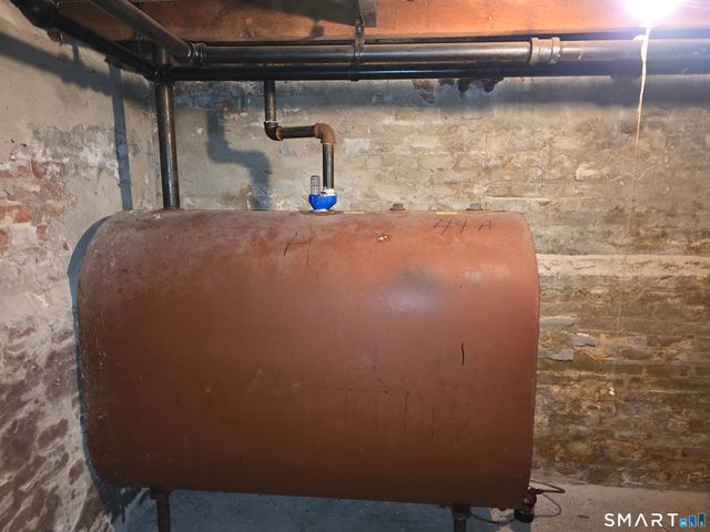 44 Maple Avenue, Windsor, CT 06095