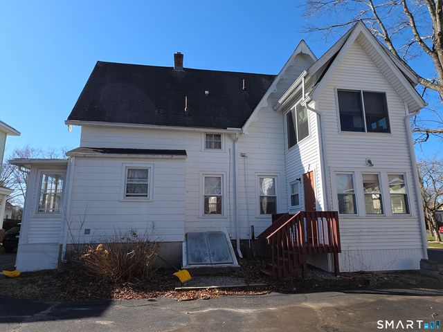 44 Maple Avenue, Windsor, CT 06095