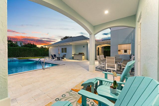 17392 SE Conch Bar Avenue, Tequesta, FL 33469