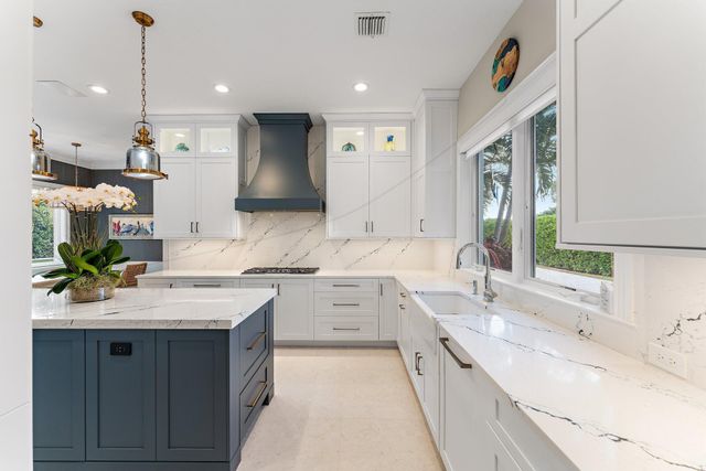 17392 SE Conch Bar Avenue, Tequesta, FL 33469