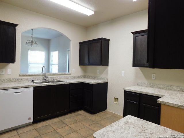 6207 Hazel Valley St, San Antonio, TX 78242