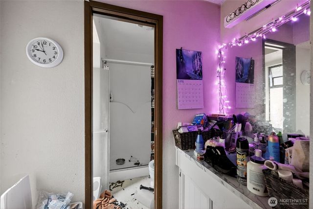 5205 59th Court SW, Olympia, WA 98512