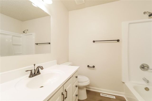 2218 64th Terrace, Kansas City, MO 64151