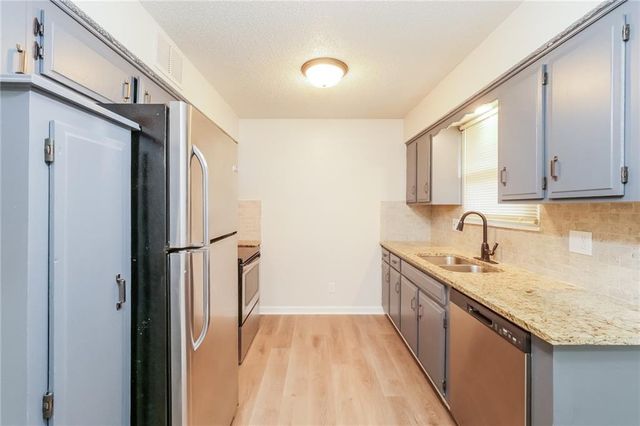 2218 64th Terrace, Kansas City, MO 64151