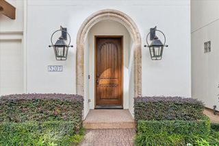 5207 Calle Montilla Place, Houston, TX 77007