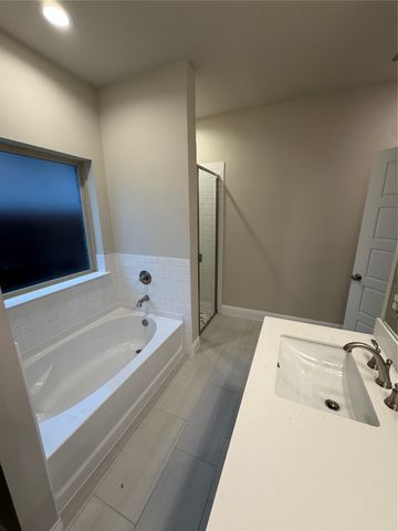 1041 Nighthawk Trail, Alvarado, TX 76009