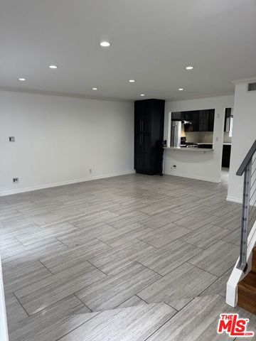 6511 Wystone Avenue 3, Reseda (los Angeles), CA 91335