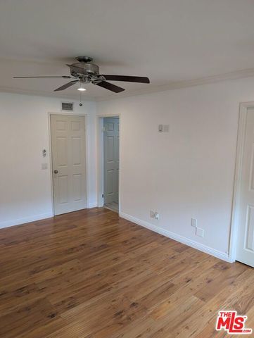 6511 Wystone Avenue 3, Reseda (los Angeles), CA 91335