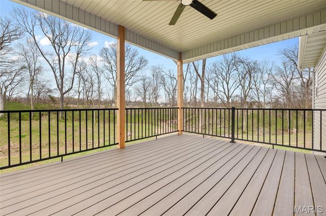 629 Glendale Drive, Troy, IL 62294