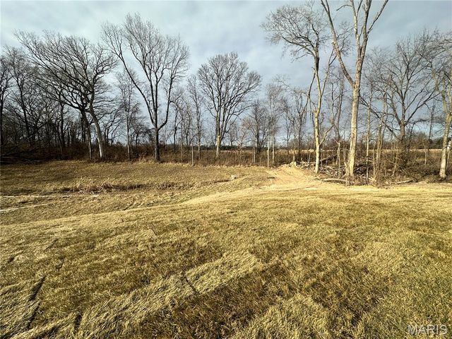 629 Glendale Drive, Troy, IL 62294