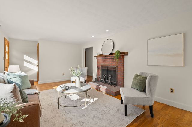 298 Forest St, Arlington, MA 02474