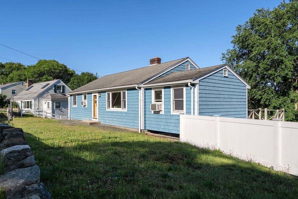 298 Forest St, Arlington, MA 02474