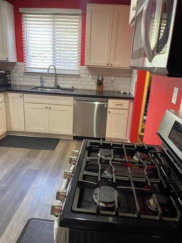 3740 26th Avenue, Sacramento, CA 95820