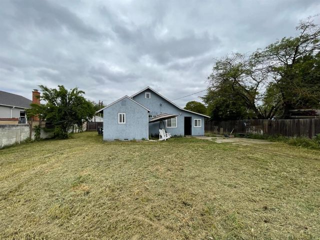 3740 26th Avenue, Sacramento, CA 95820