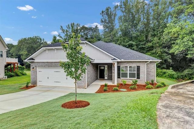 216 Rhett Drive, Bowdon, GA 30108