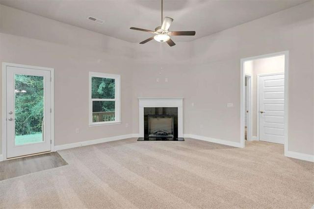 216 Rhett Drive, Bowdon, GA 30108