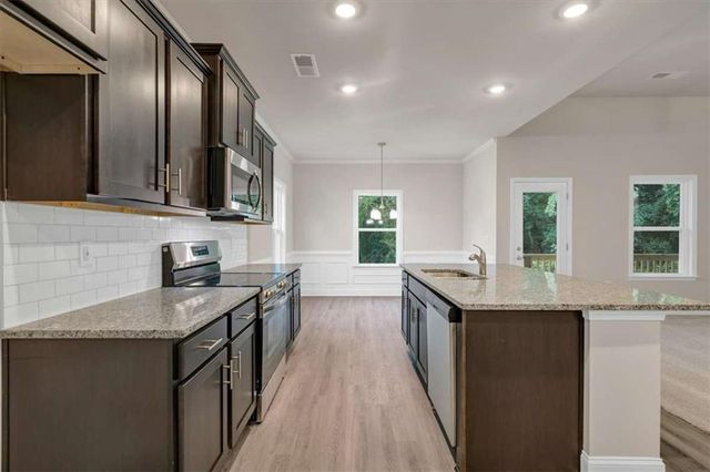 216 Rhett Drive, Bowdon, GA 30108