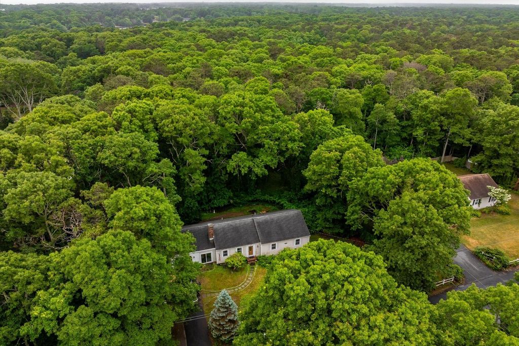 75 Mulford Street, South Yarmouth, MA 02664