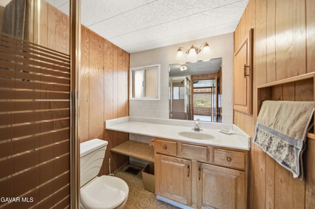 40145 98th Street, Leona Valley, CA 93551