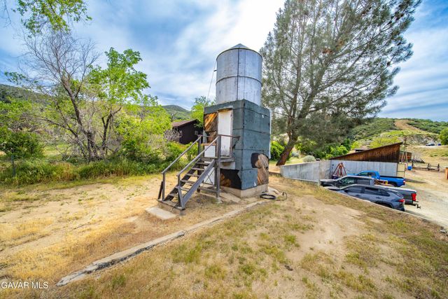 40145 98th Street, Leona Valley, CA 93551