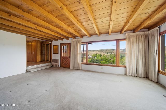 40145 98th Street, Leona Valley, CA 93551