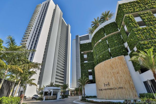 16385 Biscayne Boulevard 1418, North Miami Beach, FL 33160
