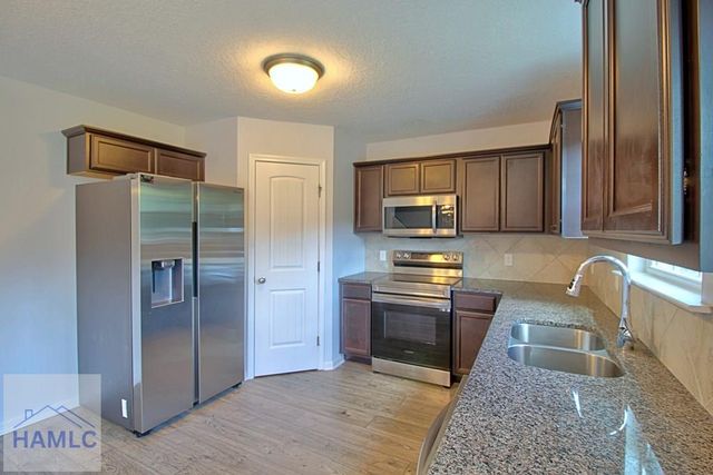 102 Brandonwood Road, Ludowici, GA 31316