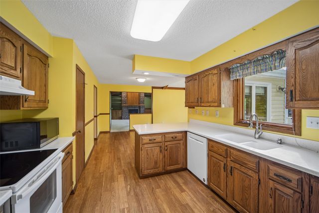 209 36th Street, West Des Moines, IA 50265