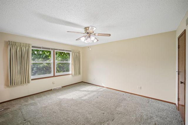 209 36th Street, West Des Moines, IA 50265