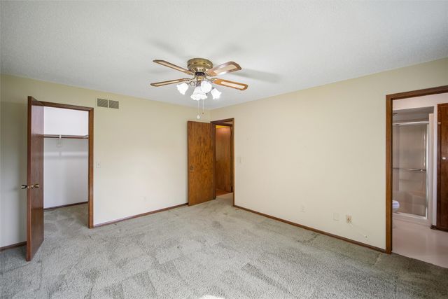 209 36th Street, West Des Moines, IA 50265
