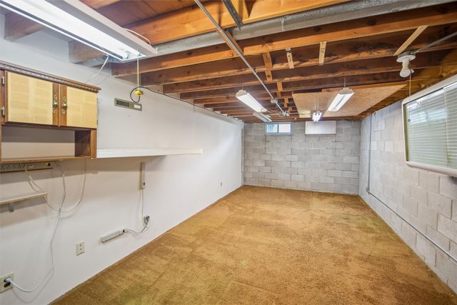 209 36th Street, West Des Moines, IA 50265