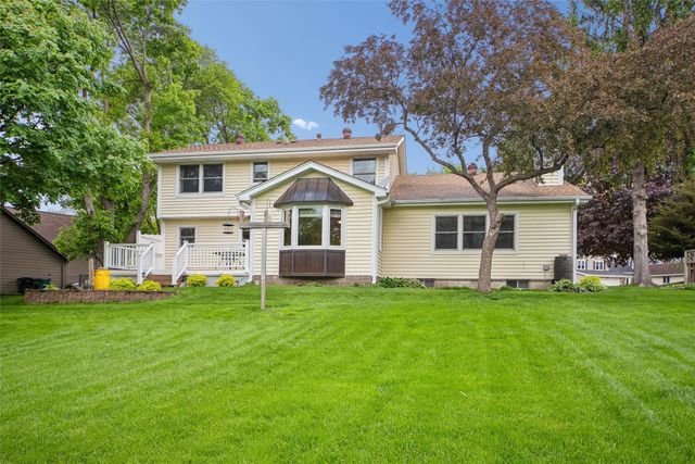 209 36th Street, West Des Moines, IA 50265