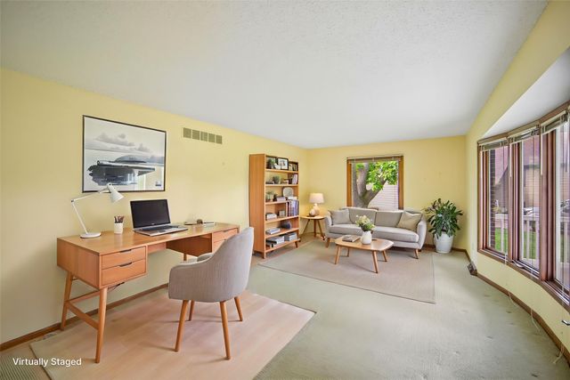 209 36th Street, West Des Moines, IA 50265
