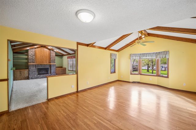 209 36th Street, West Des Moines, IA 50265