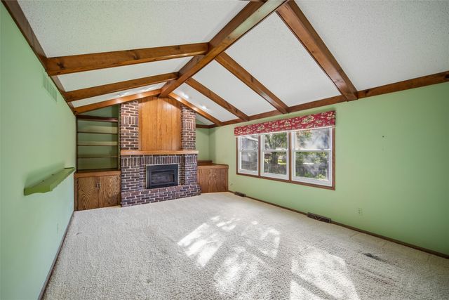209 36th Street, West Des Moines, IA 50265