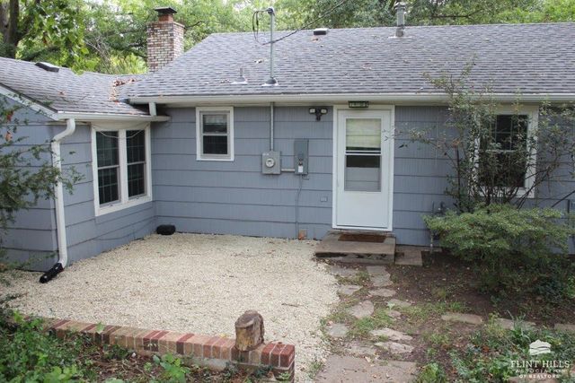 1137 Meadowbrook Lane, Manhattan, KS 66503