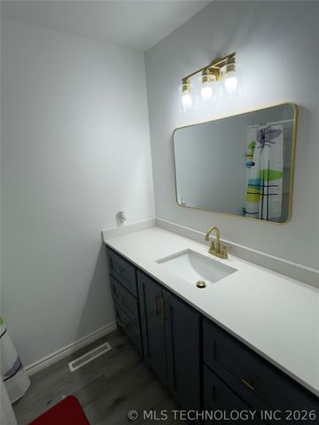 11647 S Hwy 64, Muskogee, OK 74403