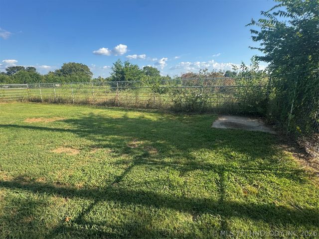 11647 S Hwy 64, Muskogee, OK 74403